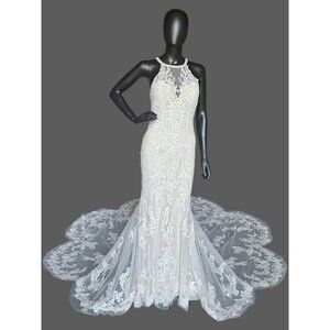 NWOT Ivory/Capp Lace Halter Fit/Flare Scallop Train Wedding Gown - Mori Lee